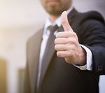 Thumbs up mand (shutterstock_533368390)_community.jpg