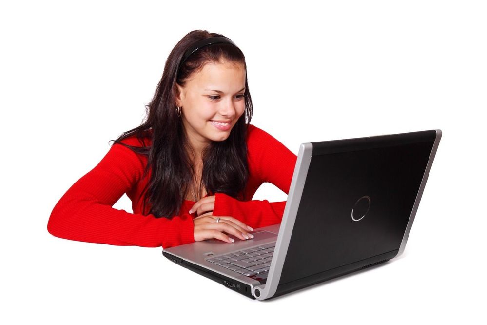 laptop-notebook-computer-writing-work-people-1260574-pxhere.com.jpg