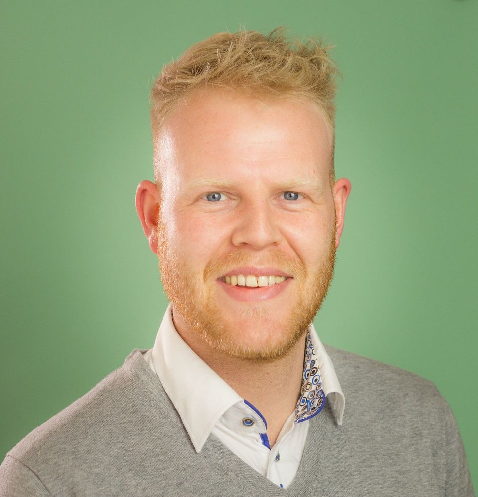 Pasfoto_klein_10.7.2024.jpg
