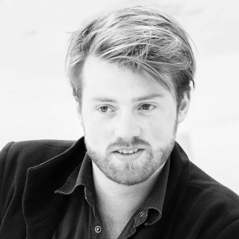 alexmoltzau small.jpg
