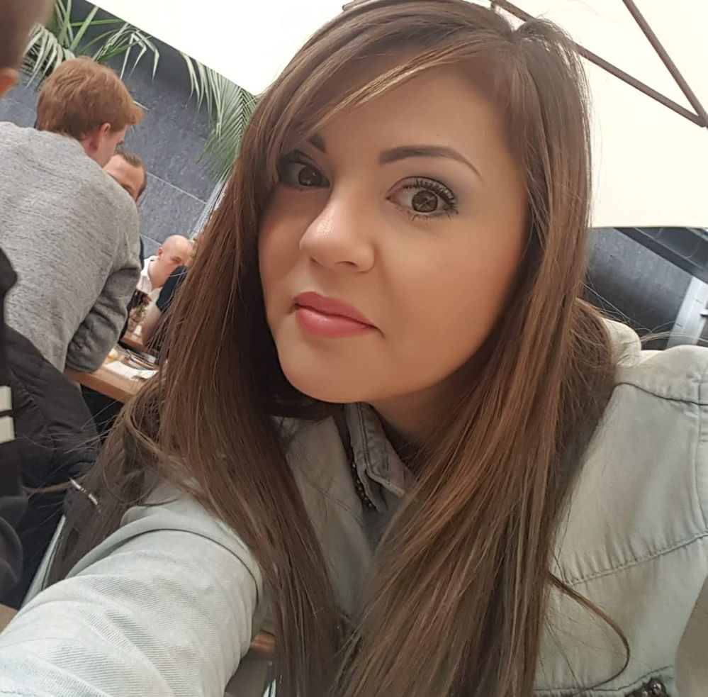 andreea.jpg
