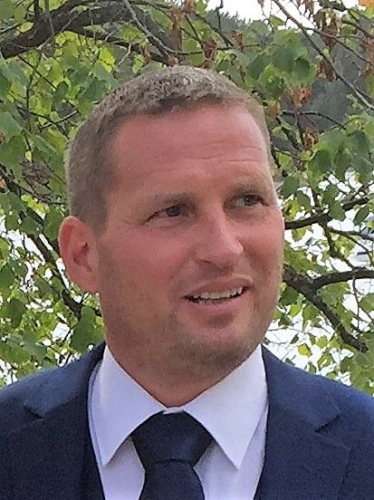 Erik (2).jpg