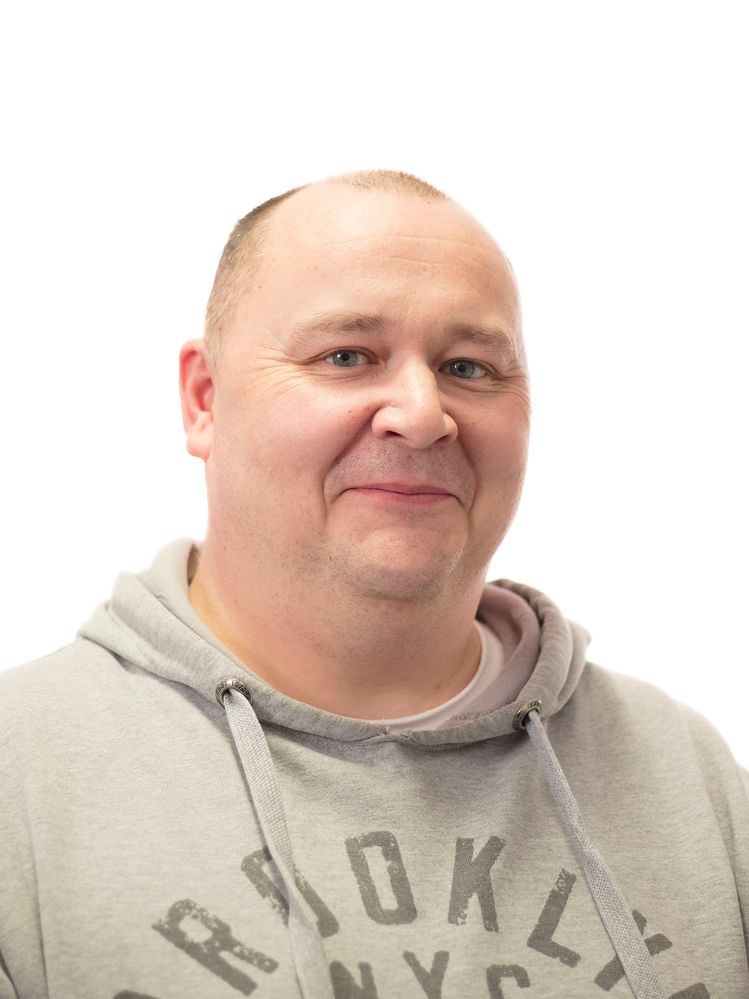 Markus Varpula_WEB_1500x2000.jpg