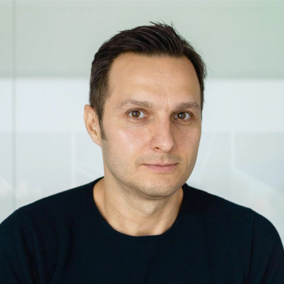 Paul Popa_Portret.jpg