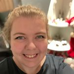 Profile (MonaJacobsen)