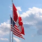 flagg usa canada.jpg