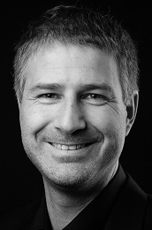 RH passphoto 2015 (small).png