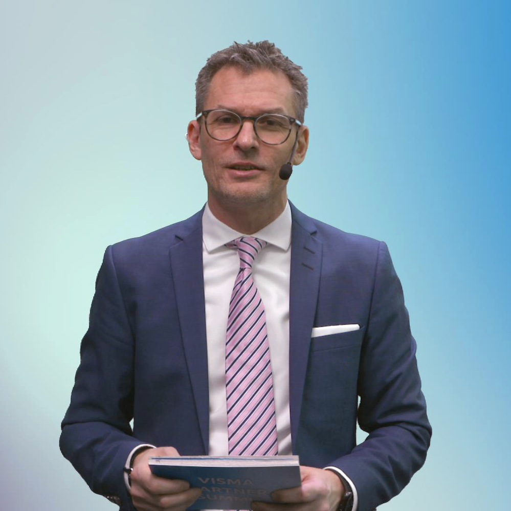 niclas_summit.png